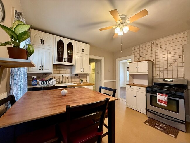 Photo - 43 Concord St Unit 1st fl