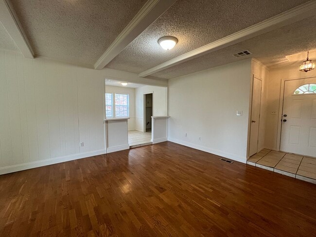 Photo - Peaceful 3 bedroom house in Broken Arrow!