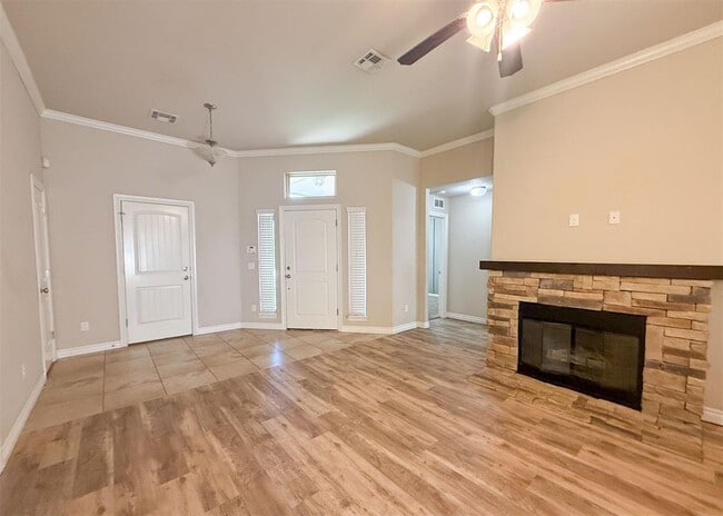 Photo - 2413 NW 195th St