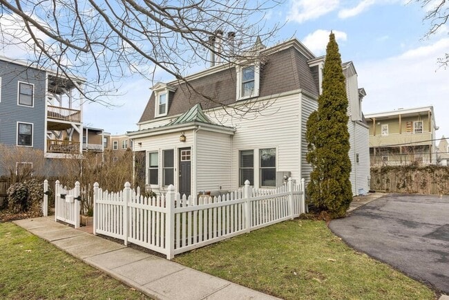 Building Photo - 8R Mt Vernon St Unit 6 Rental
