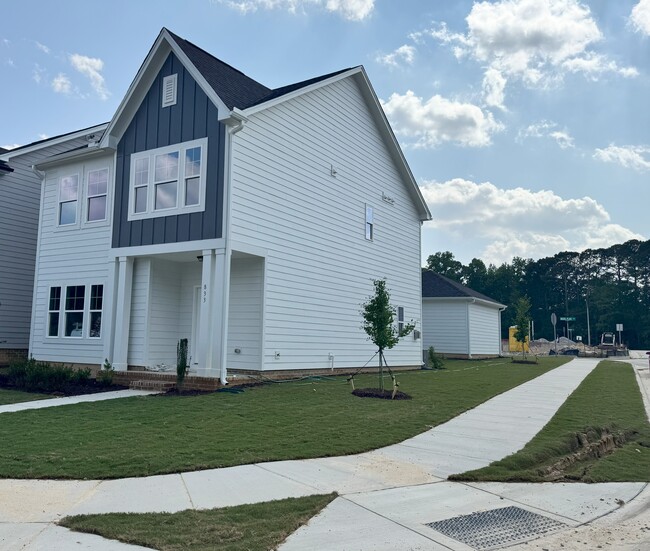 Photo - 833 Portland Rose Dr