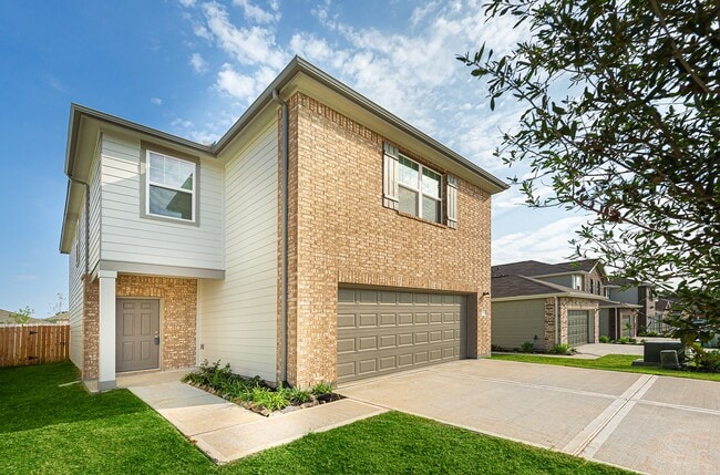 Photo - 507 Halifax Ct