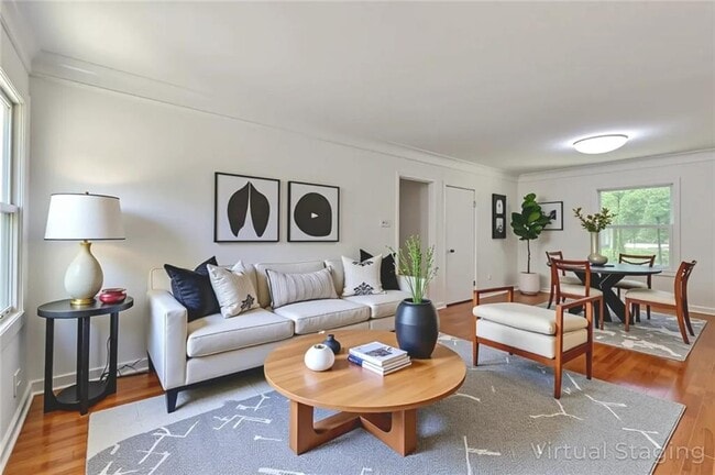 Photo - 3946 Green Oak Dr