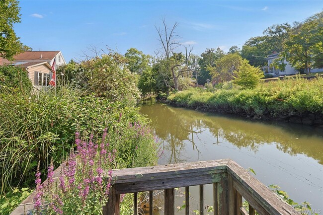 Photo - 351 Piermont Ave Casa