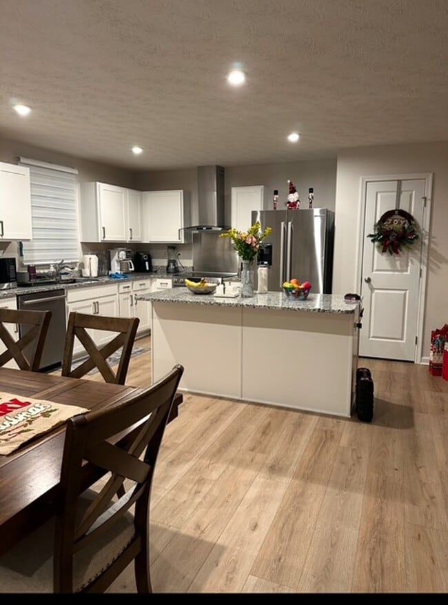 Photo - 6477 Tralee Ln