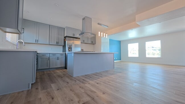 Photo - 6418 Garber Ave