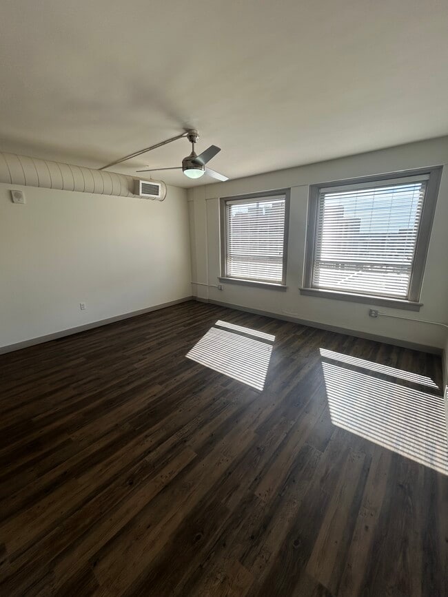 Living Room Facing South Great View!