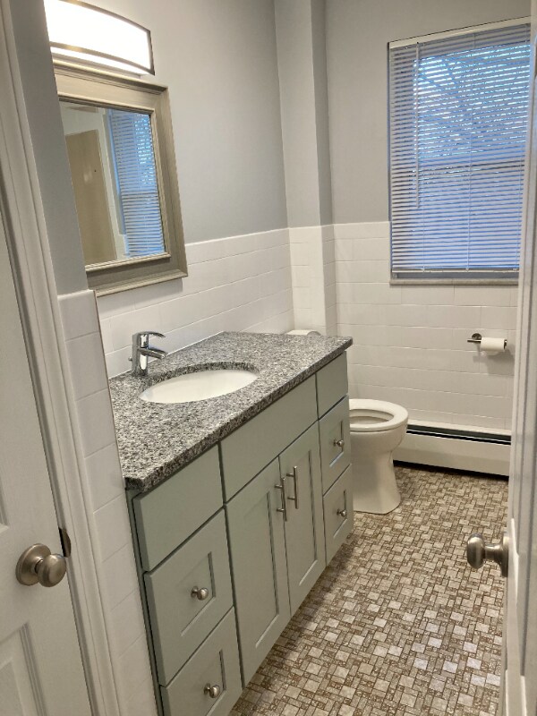 Photo - 650 Admiral St Unit 2