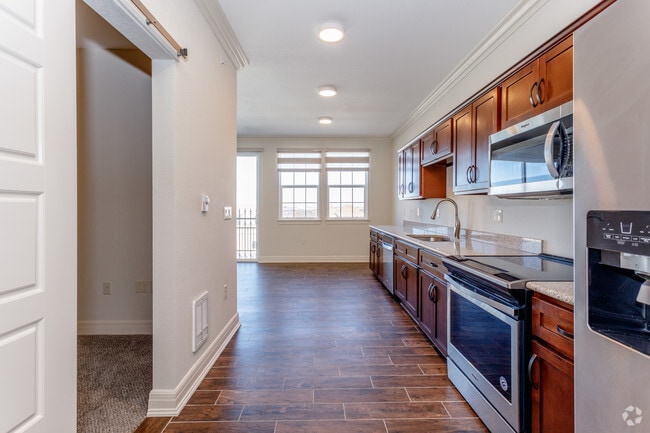 1HAB, 1BA - Torino - Carson Street Towers