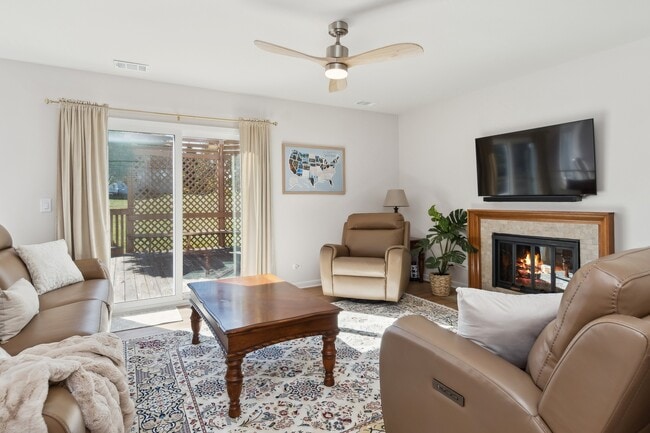 Photo - 141 Rumsey Pl