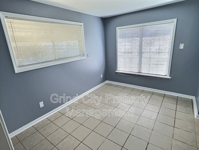 Photo - 395 Fairhope Rd