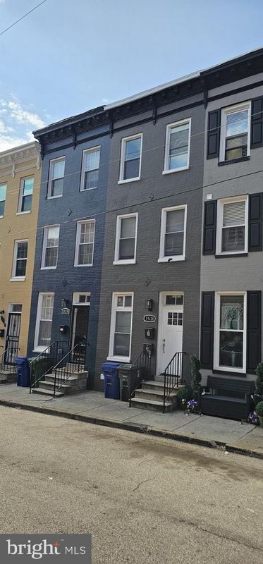 Building Photo - 1531 W Fairmount Ave Rental