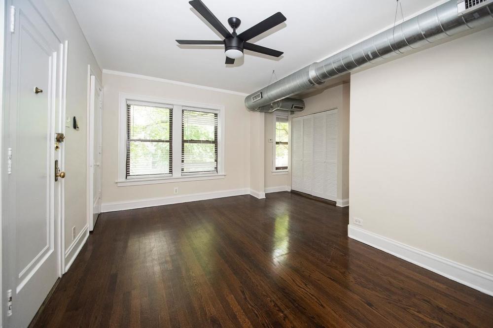 Photo - 1 bedroom in Chicago IL 60657 Unit Street,  3