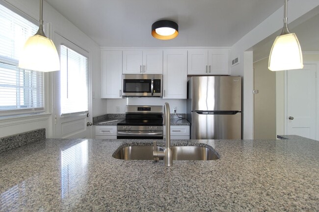 508 E 27th Ave