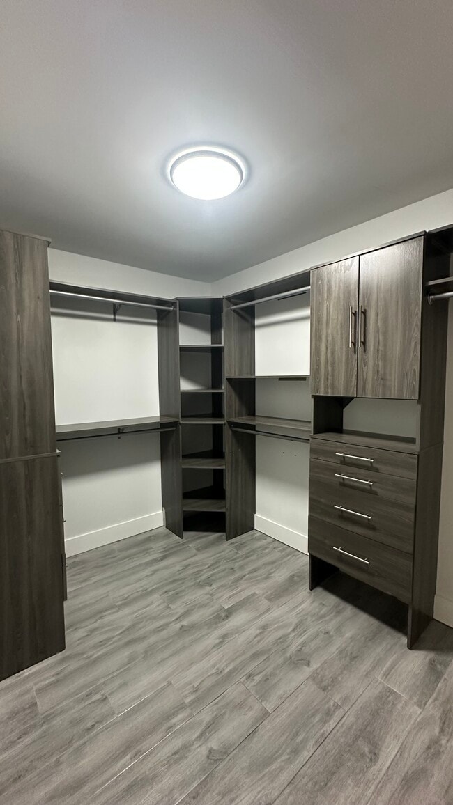 Photo - 11015 Tanya St