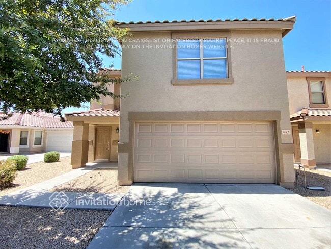 Building Photo - 651 E Banelli Pl Rental