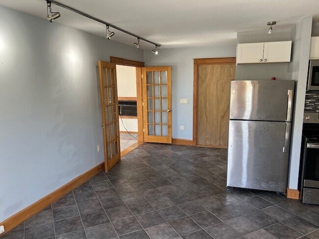 Photo - 227 Main St Unit D