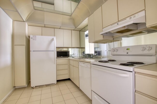 Photo - 4657 Fountains Dr S Unit 206