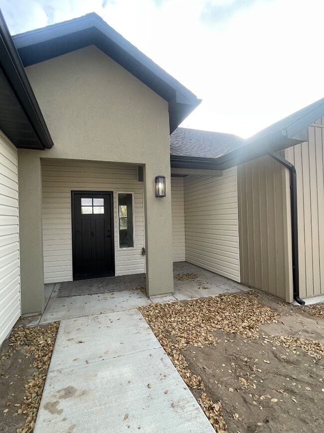 Photo - 2011 18th St