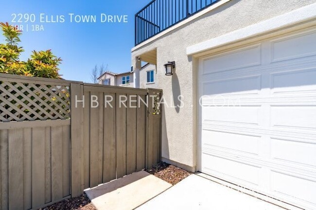 Photo - 2290 Ellis Town Dr
