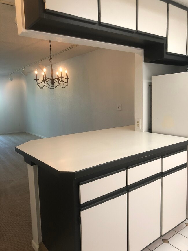 Photo - 3250 Oneal Cir Unidad L27