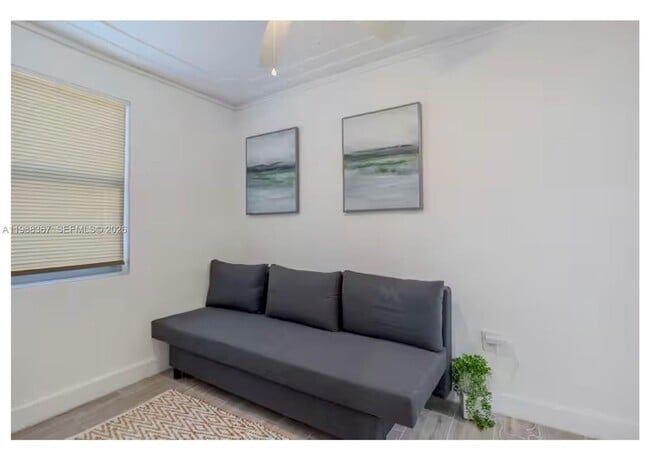 Photo - 501 N 24th Ave Unidad #3