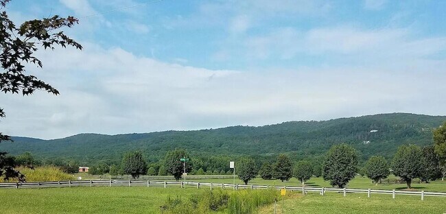 Photo - 2311 Dug Gap Rd