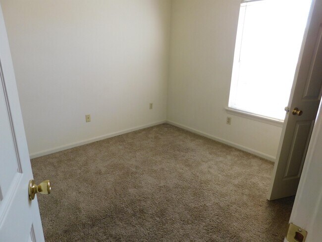 Photo - 1500 Iris Drive- UNIT C