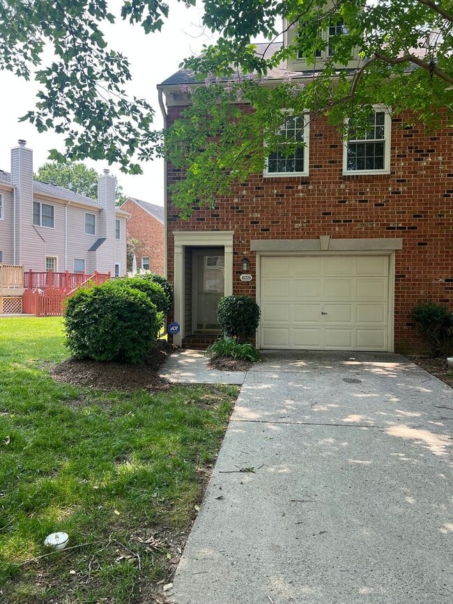 Building Photo - 639 Todd Trail