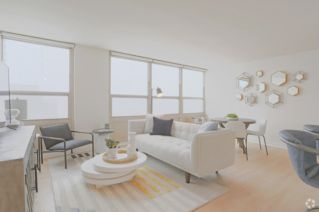 2 BR, 1 BA - Living Room