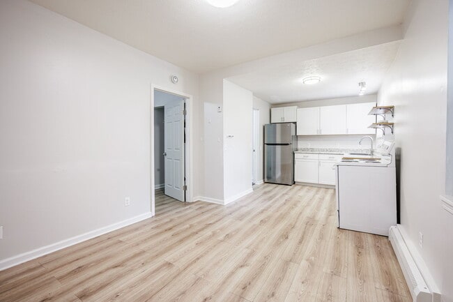 Photo - 361 Broadway Unit 3