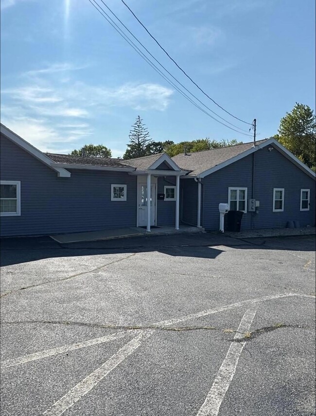 Building Photo - 1135 Washington St Unit 1135 A Rental