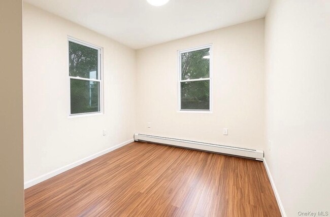 Photo - 557 Van Nest Ave