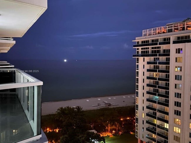 Photo - 2401 Collins Ave Unit 1807