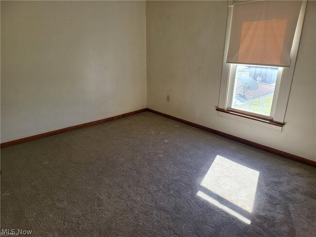 Photo - 55178 Maple Ave