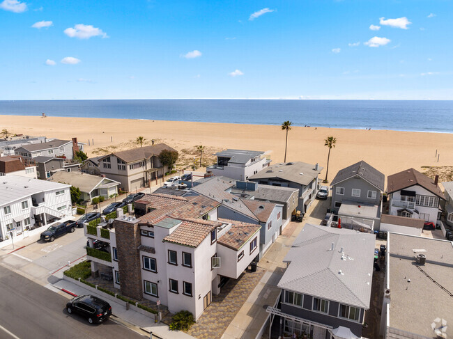 Ariel view of the property - 111 8th St Rental