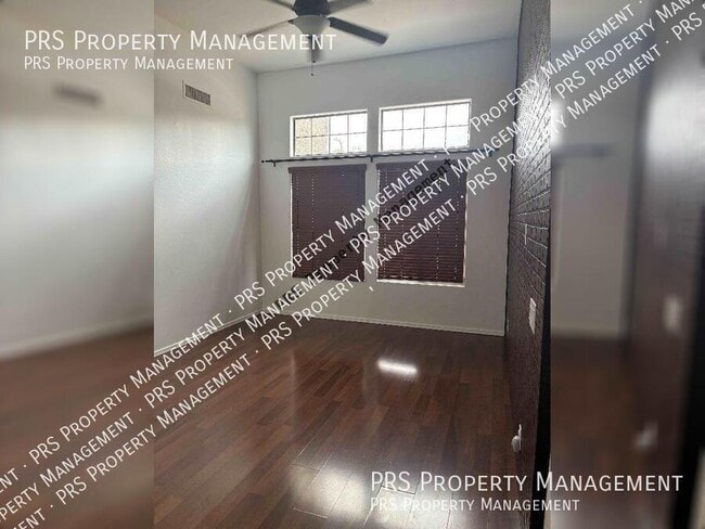 Photo - 2741 W Redwood Ln