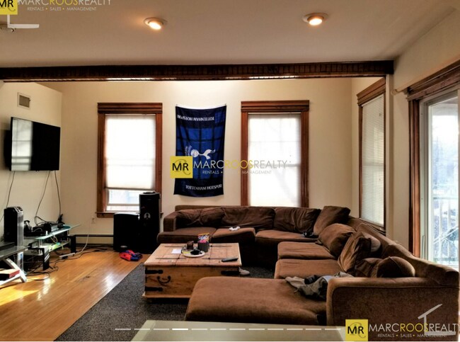 Photo - 38 Babcock St Unit 3