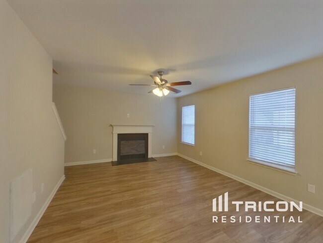 Photo - 1467 Eschol Ln NW