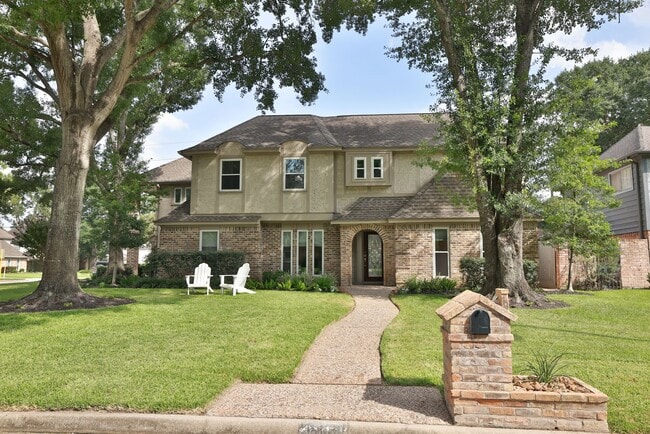 Photo - 9203 Godstone Ln