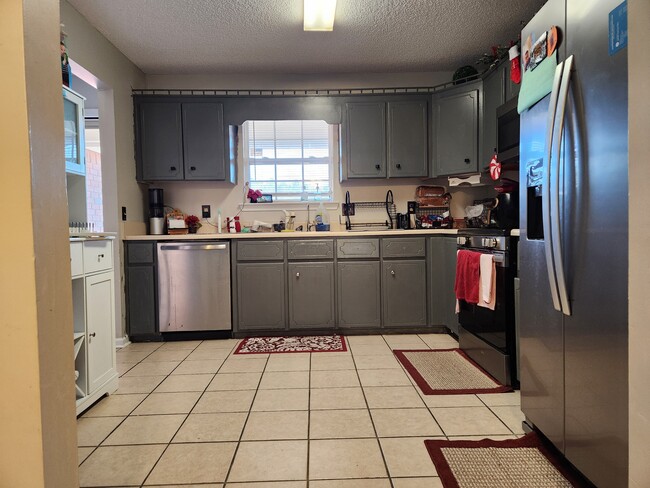 Photo - 1010 Barley Dr