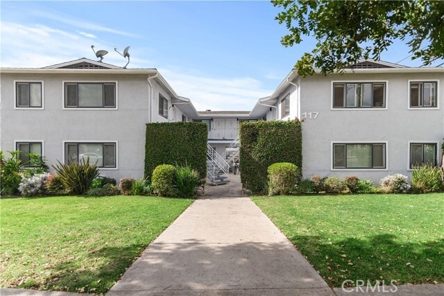 Building Photo - 117 S Ivy Ave Unit D Rental