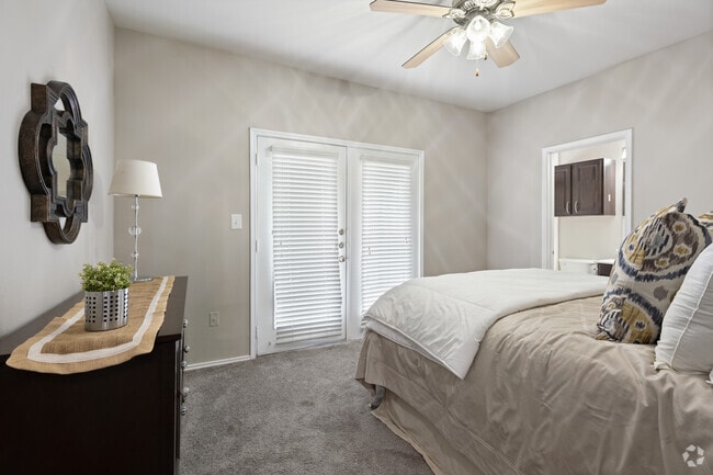 2BD, 2BA - 1,030SF - Bedroom 2