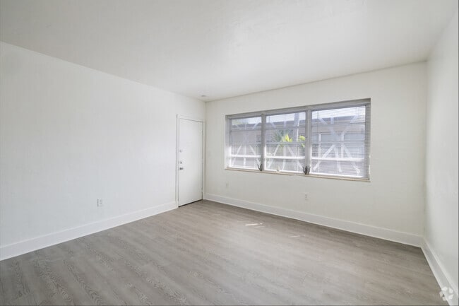 1 habitación, 1 baño - 950 pies cuadrados - Sala de estar