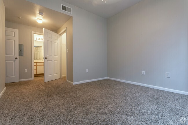 Dormitorio - North Forest Trails