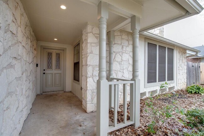 Photo - 2313 Oxford Blvd