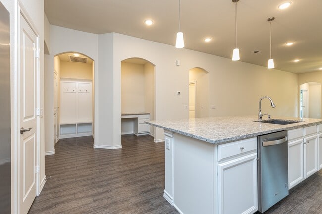 Photo - 11 Pioneer Canyon Pl