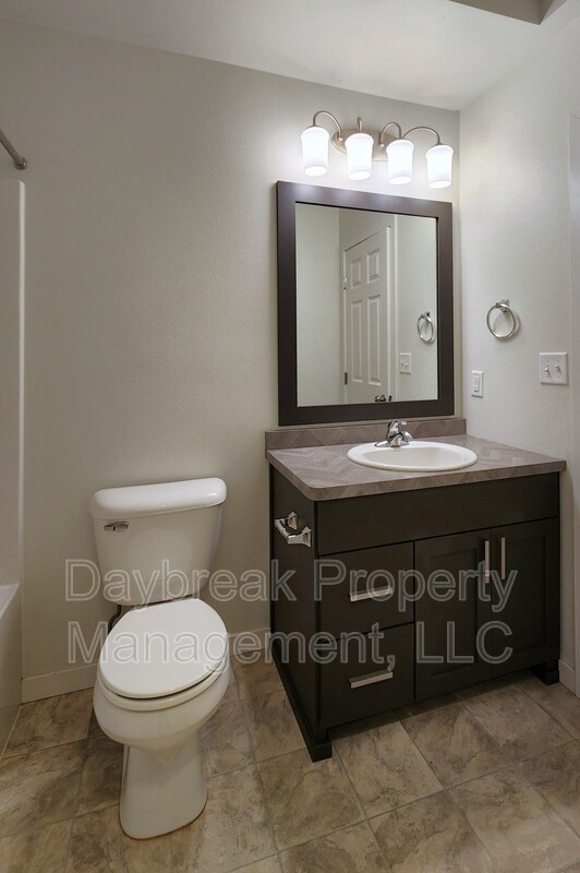 Photo - 2584 66th Ave S