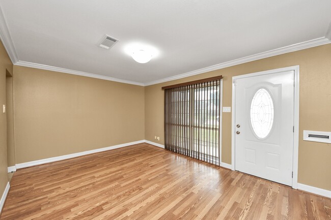 Photo - 1535 Pleasantville Dr