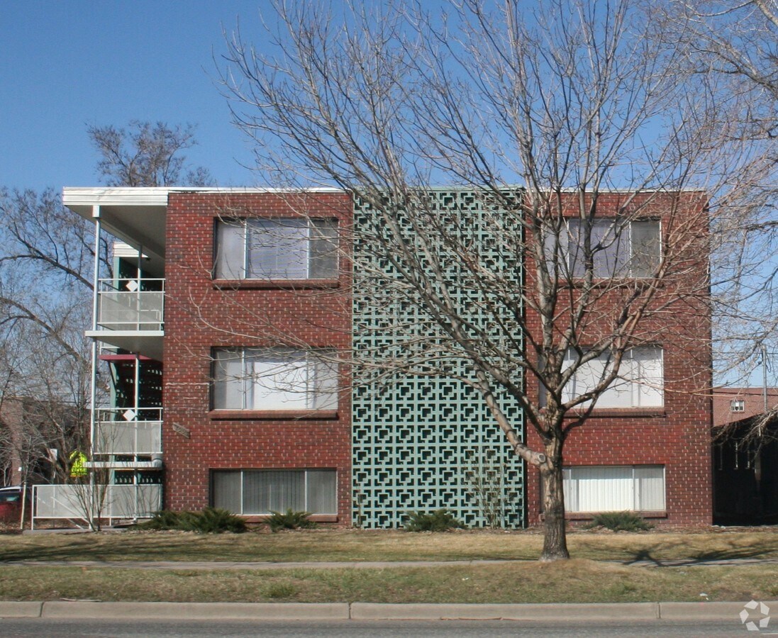 Photo - Lynn Marie Apartments
